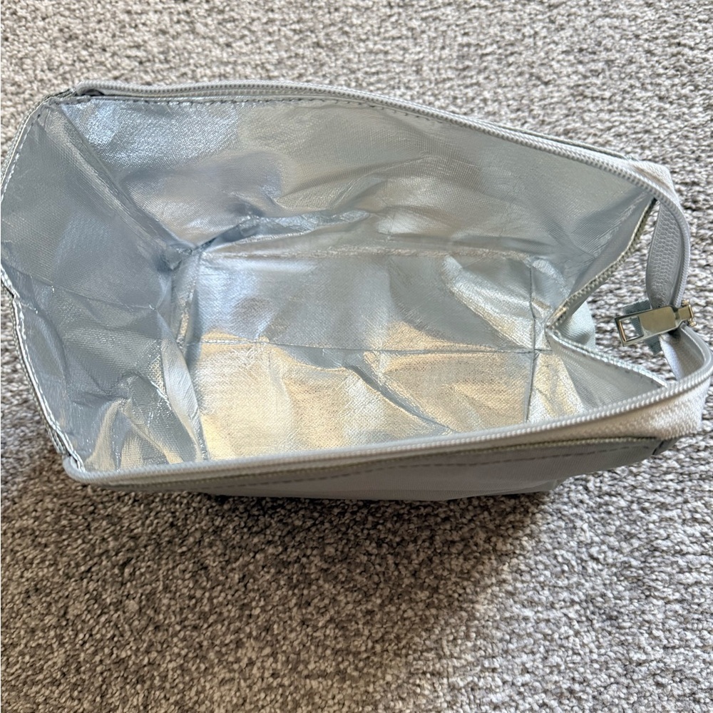 Gray Insulated Travel Bottle & Snack Pouch - Picture 2 of 5